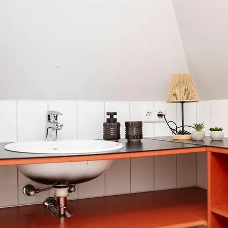 Zentraler Charme Im Historischen Dachgeschoss * Bregenz