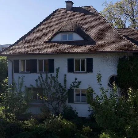 Zentraler Charme Im Historischen Dachgeschoss Lägenhet *