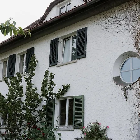 Zentraler Charme Im Historischen Dachgeschoss Appartement Bregenz